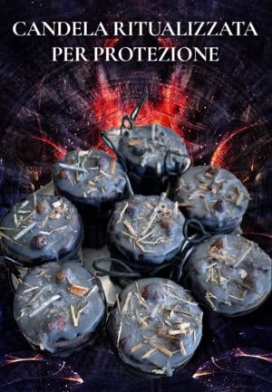 Candela ritualizzata per protezione, candele nere con aghi e rametti, decorazione rituale oscura.